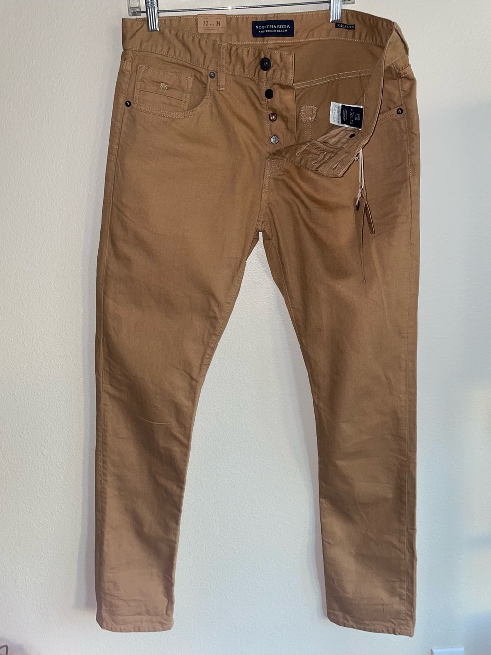 NWT Scotch & Soda Men’s slim fit tan khaki jeans in Camel Brown - Ralston pants